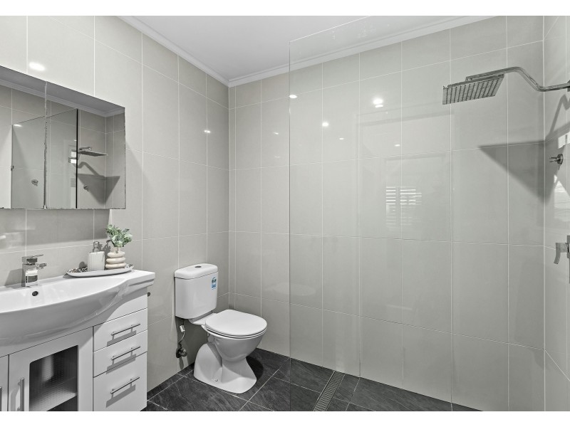 44 Rhyndarra Street, Yeronga QLD 4104