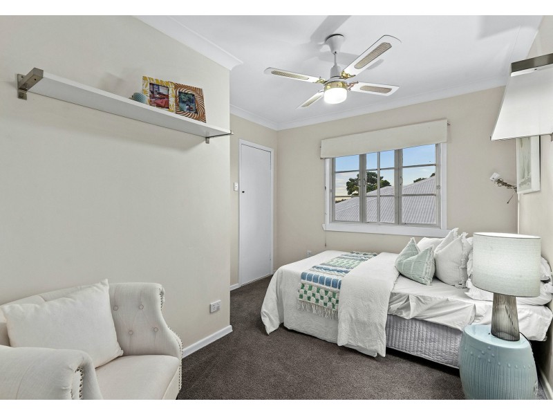 44 Rhyndarra Street, Yeronga QLD 4104