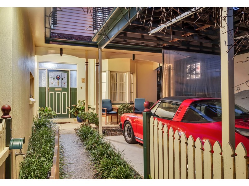 44 Rhyndarra Street, Yeronga QLD 4104