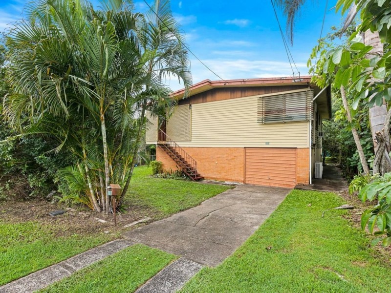 111 Tamblyn Road, Salisbury QLD 4107
