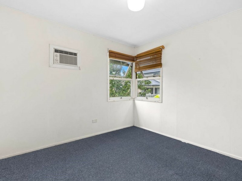 111 Tamblyn Road, Salisbury QLD 4107