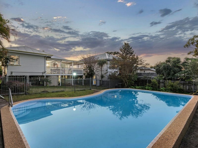 42 Rhyndarra Street, Yeronga QLD 4104