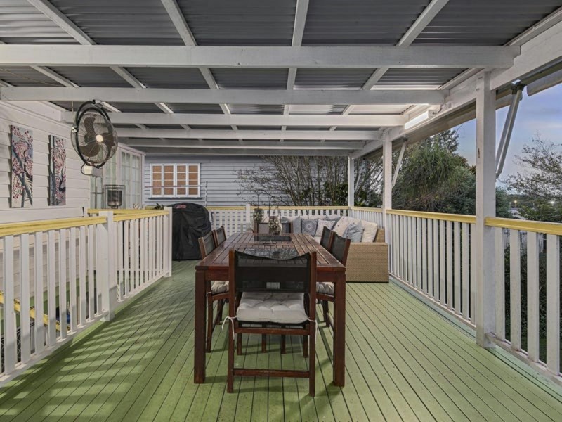 42 Rhyndarra Street, Yeronga QLD 4104