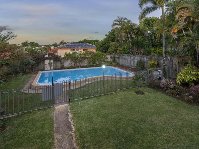 42 Rhyndarra Street, Yeronga QLD 4104