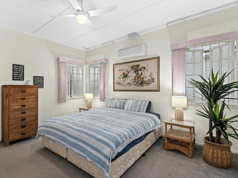 42 Rhyndarra Street, Yeronga QLD 4104