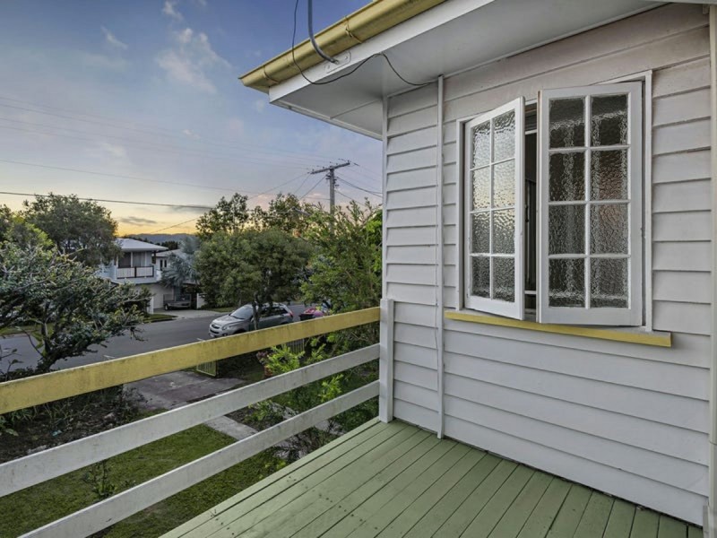 42 Rhyndarra Street, Yeronga QLD 4104