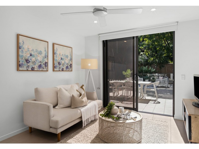 201/44-52 Grantson Street, Windsor QLD 4030
