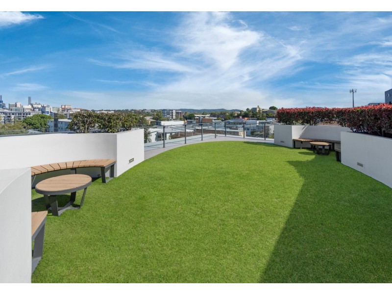 201/44-52 Grantson Street, Windsor QLD 4030