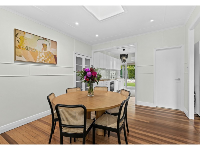 35 Ormuz Road, Yeronga QLD 4104