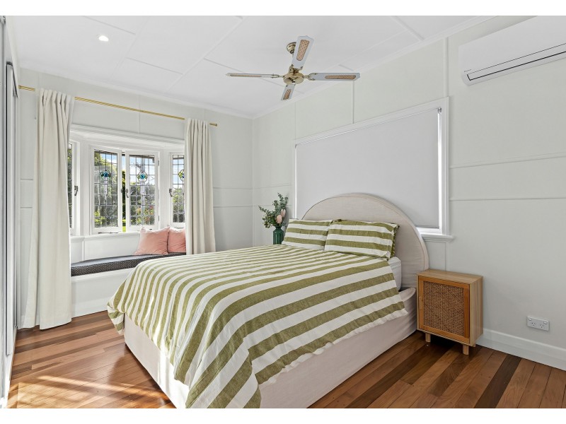 35 Ormuz Road, Yeronga QLD 4104