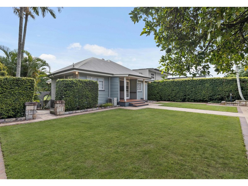 35 Ormuz Road, Yeronga QLD 4104