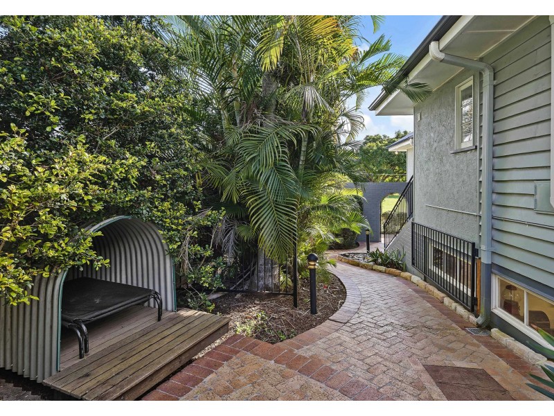 35 Ormuz Road, Yeronga QLD 4104