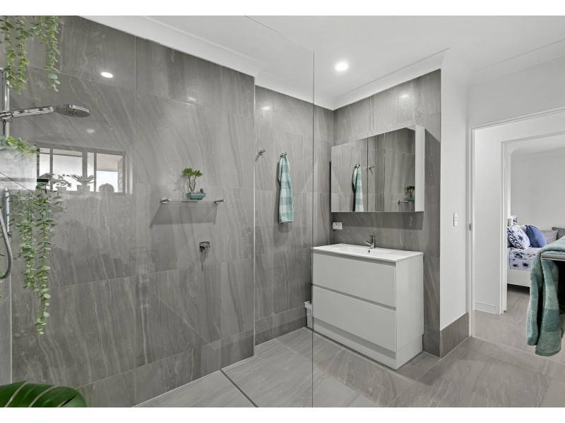 4/20 Simon Street, Yeronga QLD 4104