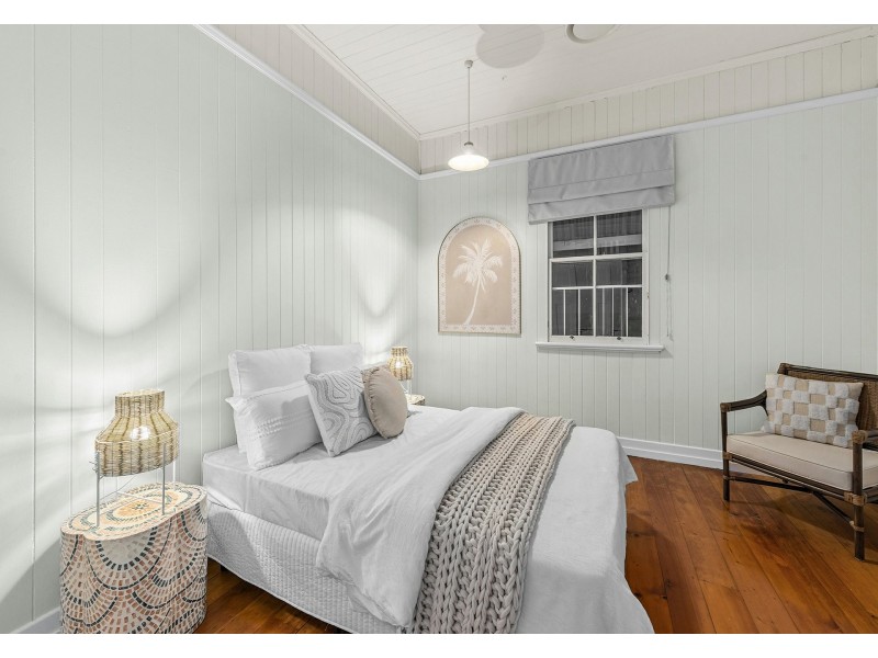 17 Wingarra Street, Yeerongpilly QLD 4105