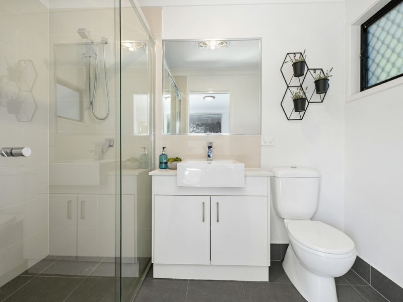 1/125 Ekibin Road, Annerley QLD 4103