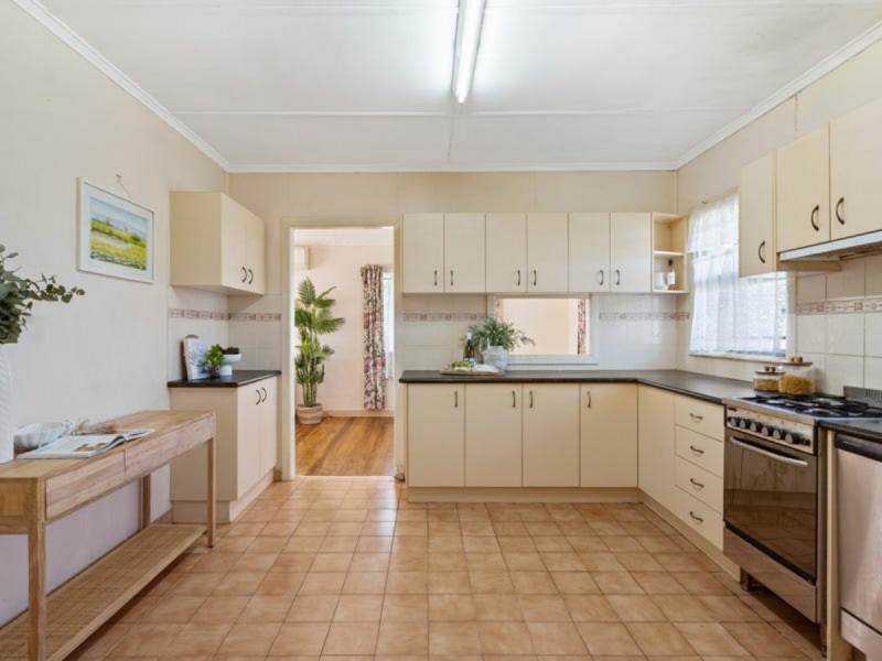 779 Cavendish Road, Holland Park QLD 4121