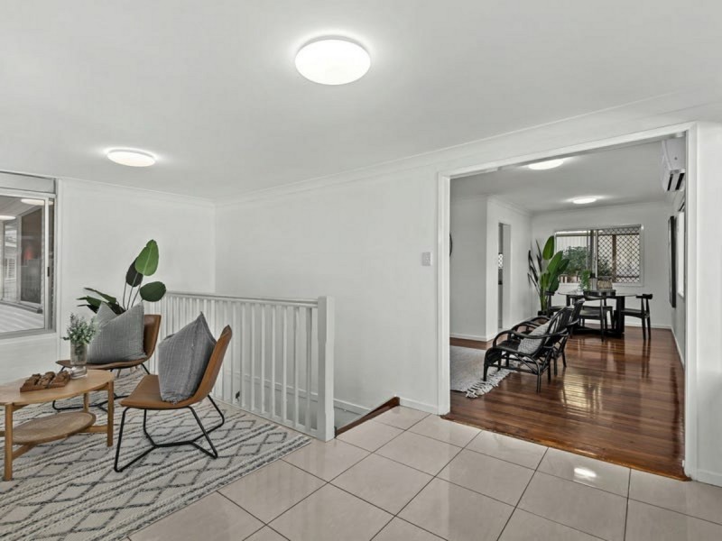 15 Yvonne Street, Yeronga QLD 4104