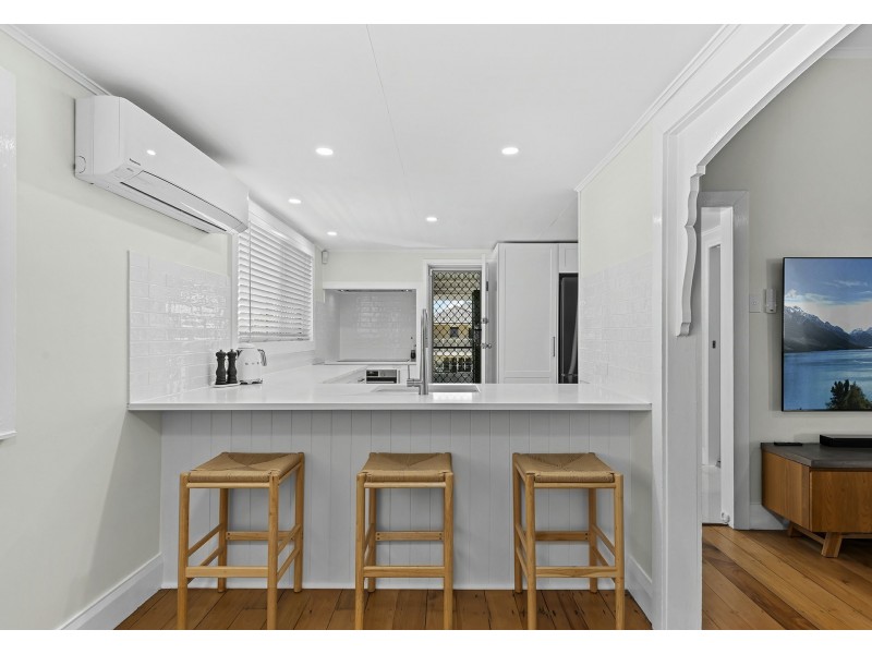 47 Archibald Street, Fairfield QLD 4103