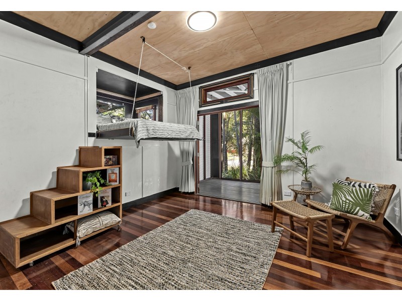 14 Turner Avenue, Fairfield QLD 4103