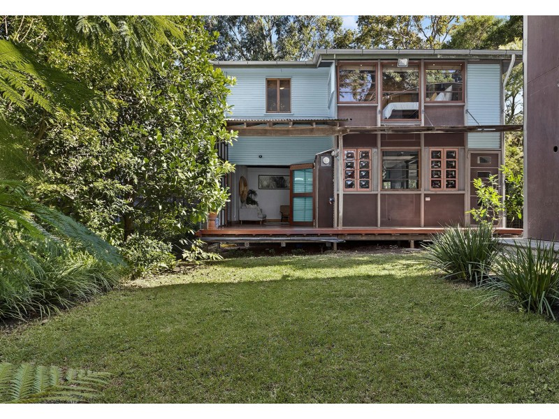 14 Turner Avenue, Fairfield QLD 4103