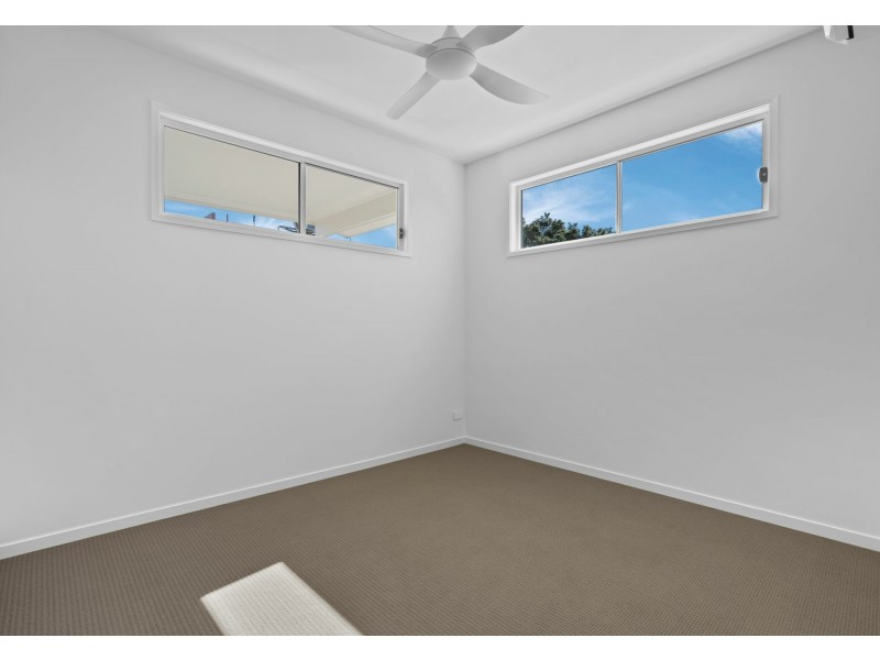 2/11 Blacket Street, Annerley QLD 4103