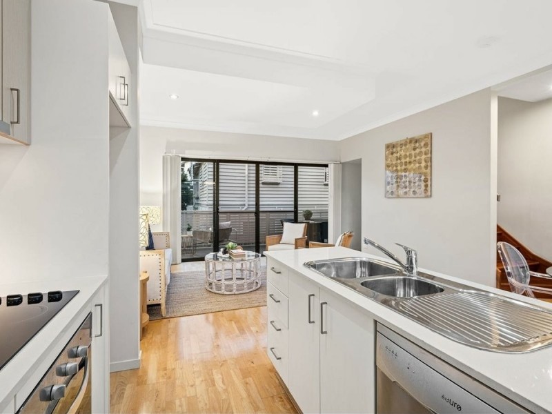 2/47 Franklin Street, Annerley QLD 4103