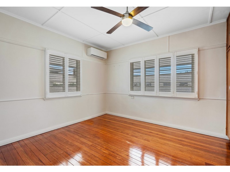 26 Hunter Street, Greenslopes QLD 4120