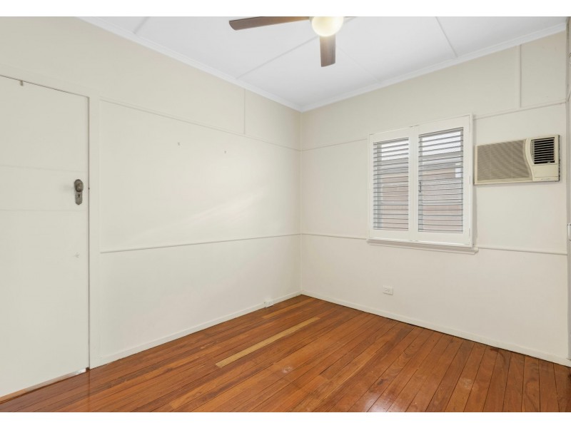 26 Hunter Street, Greenslopes QLD 4120