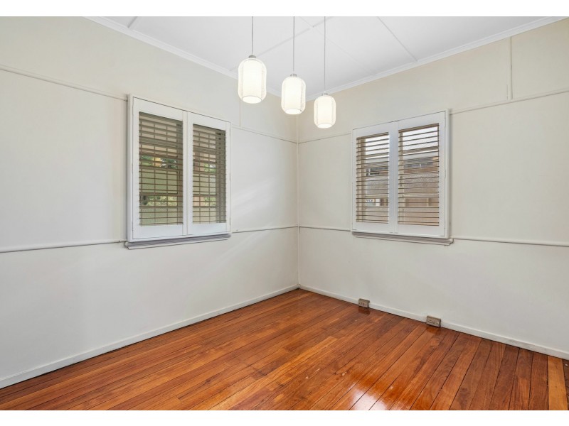 26 Hunter Street, Greenslopes QLD 4120