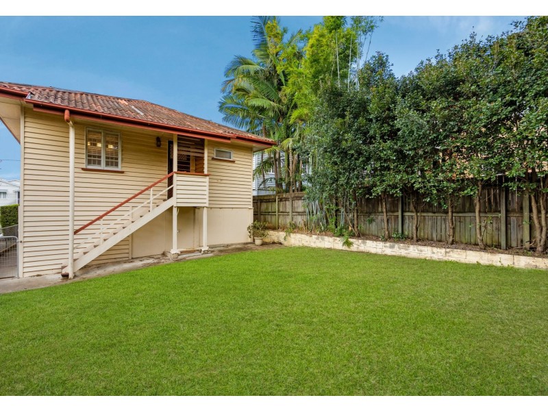 26 Hunter Street, Greenslopes QLD 4120