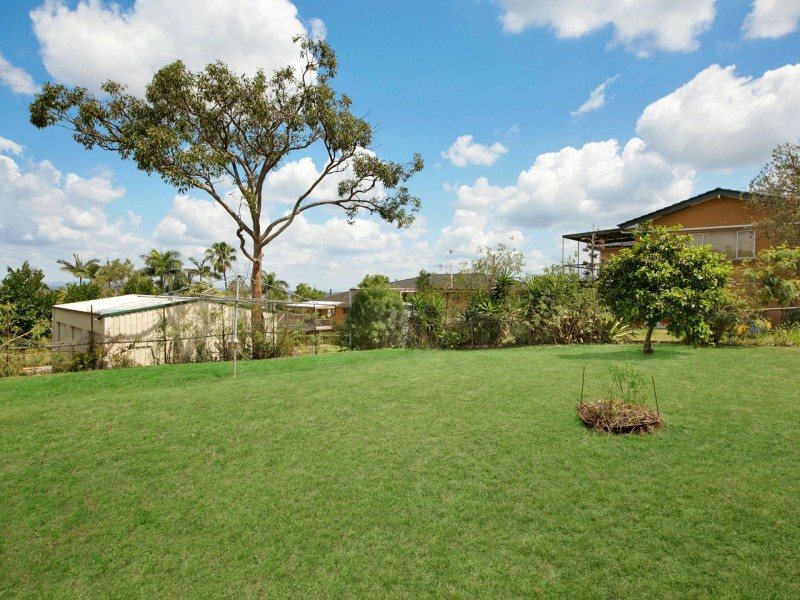 110 Fegen Drive, Moorooka QLD 4105