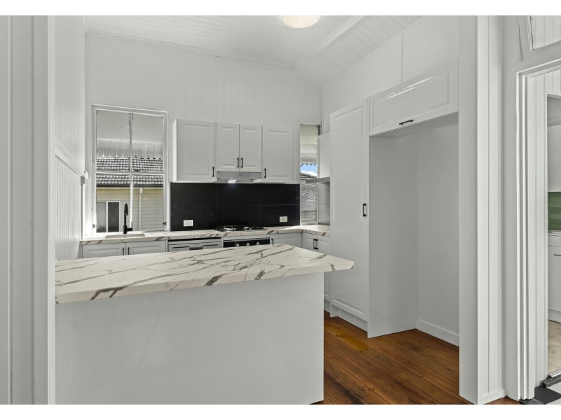 88 Chaucer Street, Moorooka QLD 4105