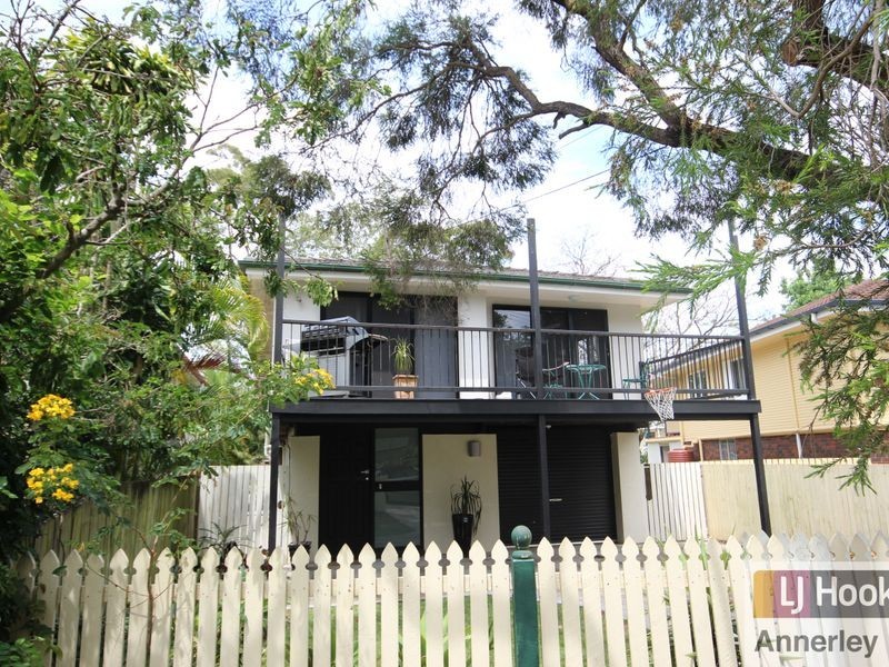62 Vivian Street, Tennyson QLD 4105