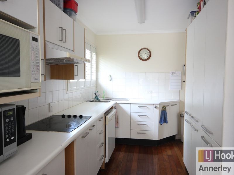 62 Vivian Street, Tennyson QLD 4105