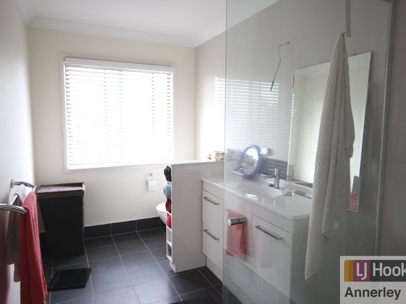 62 Vivian Street, Tennyson QLD 4105
