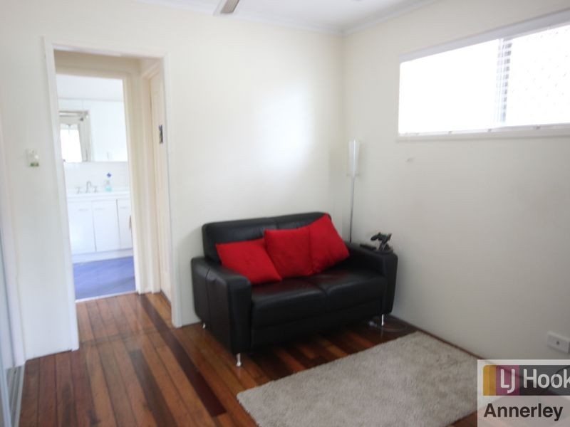 62 Vivian Street, Tennyson QLD 4105