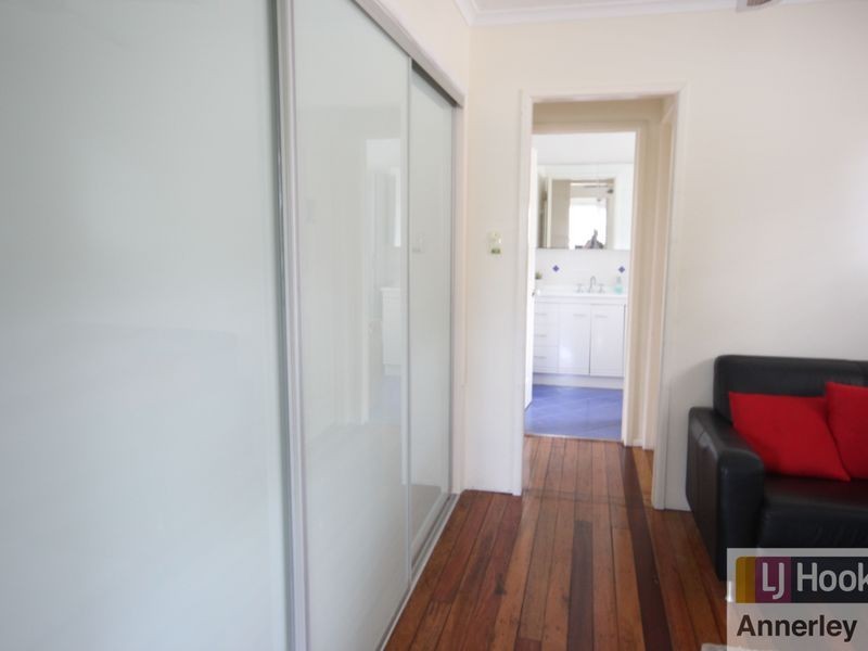 62 Vivian Street, Tennyson QLD 4105