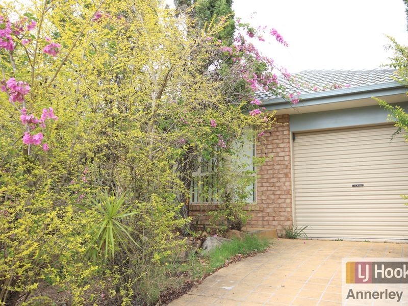 33 Picot Crescent, Runcorn QLD 4113