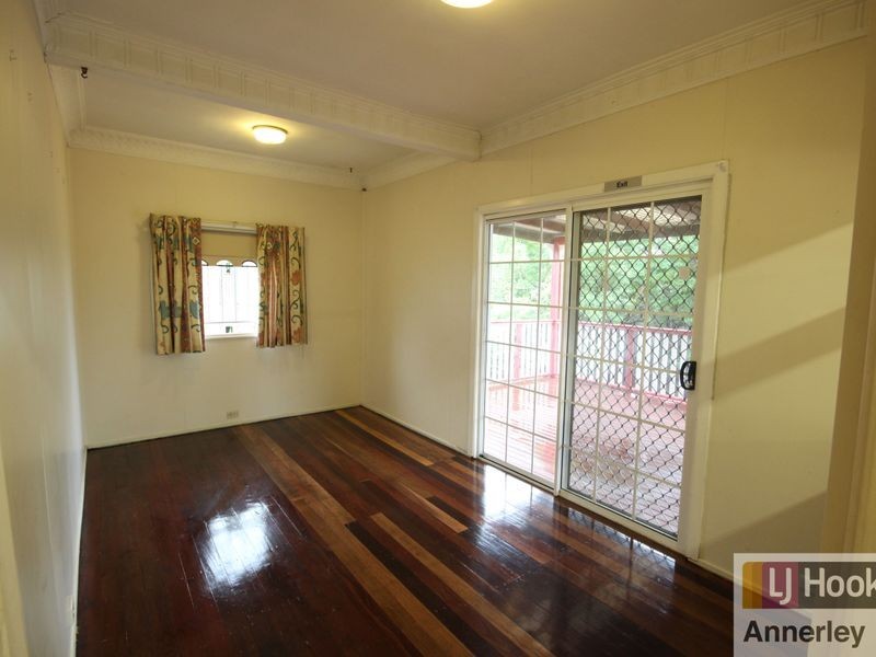 82 Mayfield Road, Moorooka QLD 4105