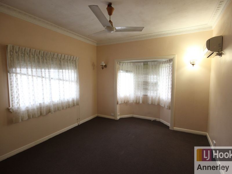 82 Mayfield Road, Moorooka QLD 4105