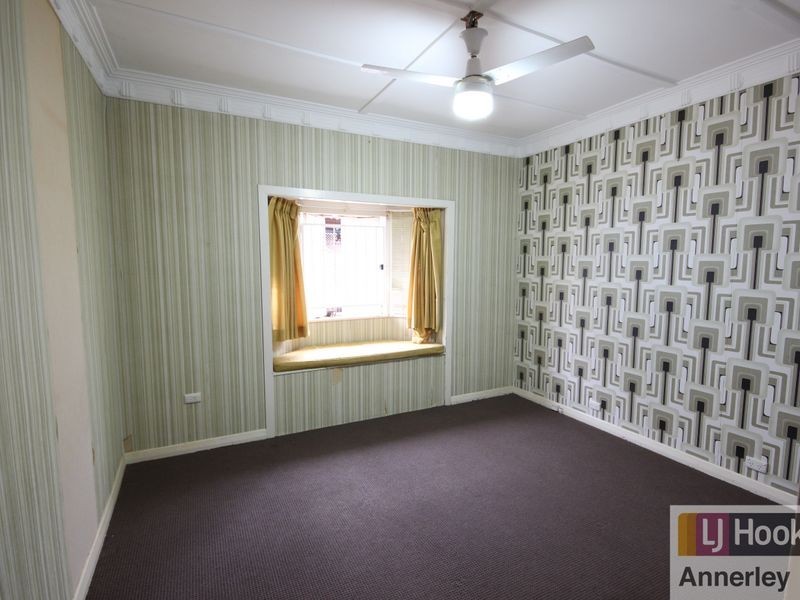 82 Mayfield Road, Moorooka QLD 4105