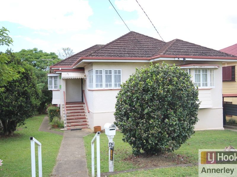 82 Mayfield Road, Moorooka QLD 4105