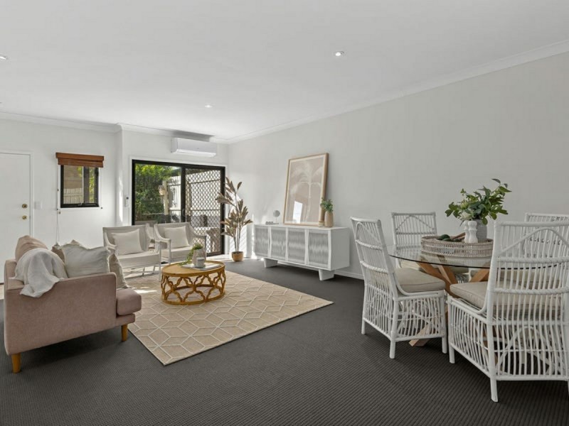 47 Bledisloe Street, Fairfield QLD 4103