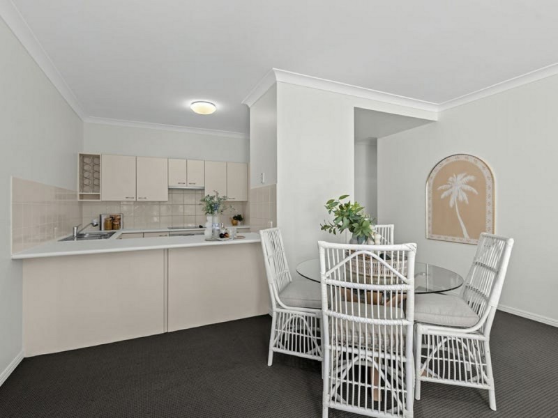 47 Bledisloe Street, Fairfield QLD 4103