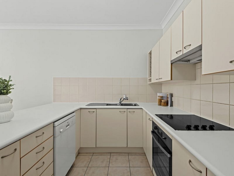 47 Bledisloe Street, Fairfield QLD 4103