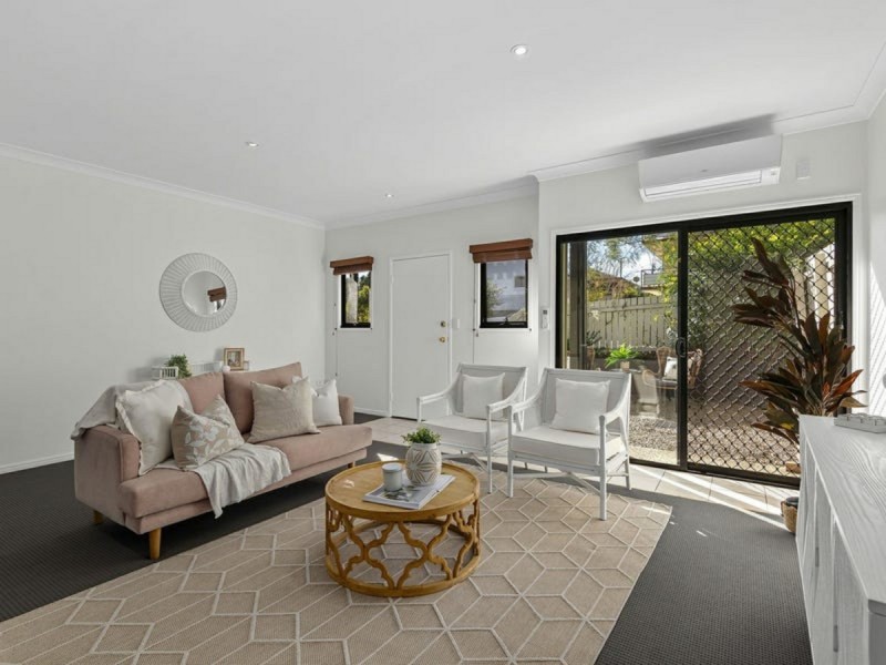 47 Bledisloe Street, Fairfield QLD 4103