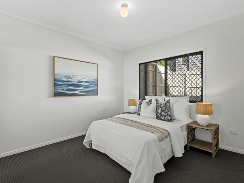 47 Bledisloe Street, Fairfield QLD 4103