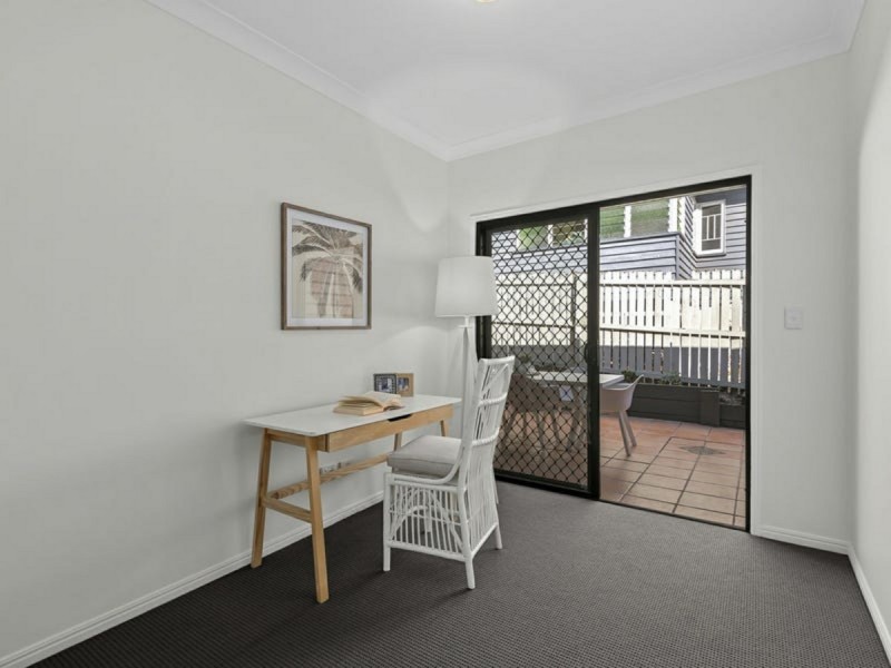 47 Bledisloe Street, Fairfield QLD 4103