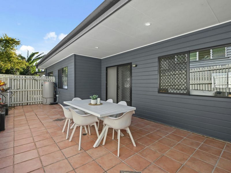 47 Bledisloe Street, Fairfield QLD 4103