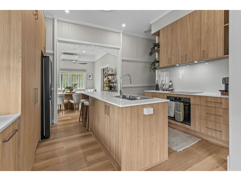 49 Ortive Street, Yeronga QLD 4104